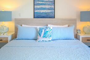 Ocean views apt with shared rooftop pool: Beacon Hill Surf by BSL Rent