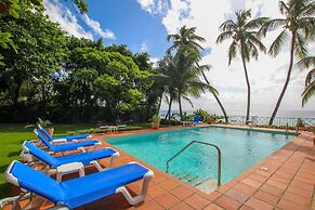 Secluded Beachfront Villa with Large Pool and Gardens - Fryers Well Ba