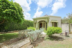 Tiny Home Retreat Near Beach- Marsh Mellow Cottage by BSL Rentals