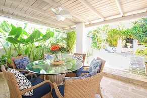 Poolside Paradise Near Beach - Pavilion Villa by Bluescape