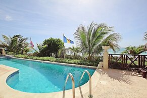 Oceanfront 2-bed Apt With Pool Near Surfing - Rosalie #2 2 Bedroom Apt