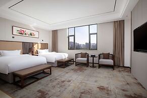 Ramada Encore by Wyndham Linqu Downtown