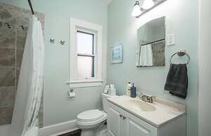 Historical Bungalow Near CSU & Old Town!