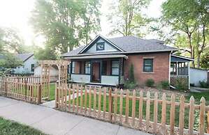 Historical Bungalow Near CSU & Old Town!