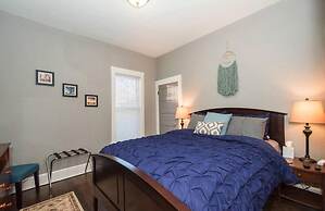 Historical Bungalow Near CSU & Old Town!