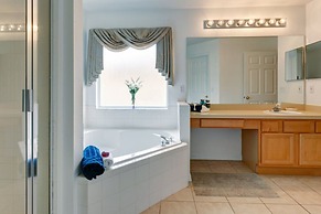 SKC Villa Emerald Island Resort