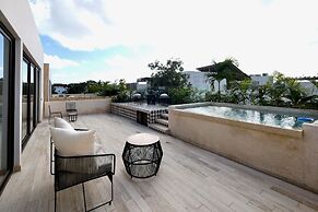 406 Awesome 1Br 2pax designer condo