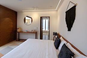 404 Awesome 1Br designer by StayPodio