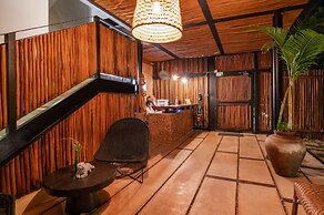 Two Bedroom Luxury Apartment by TuLuna