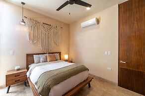 Two Bedroom Luxury Apartment by TuLuna