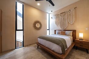 Two Bedroom Luxury Apartment by TuLuna