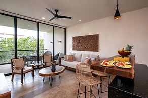 Two Bedroom Luxury Apartment by TuLuna