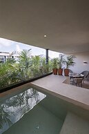 Two Bedroom Luxury Apartment by TuLuna