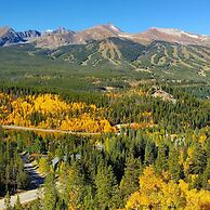 Four Oclock Lodge B06