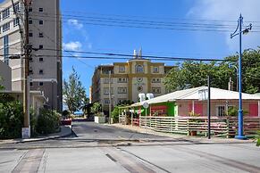 Modern 2-bed Apt Near Beach In St. Lawrence Gap 2 Bedroom Apts by Blue