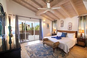 Modern 2-bed Apt Near Beach In St. Lawrence Gap 2 Bedroom Apts by Blue