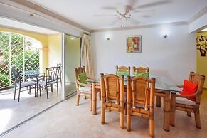 Modern 2-bed Apt Near Beach In St. Lawrence Gap 2 Bedroom Apts by Blue