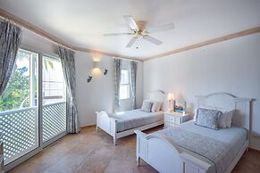 Modern 2-bed Apt Near Beach In St. Lawrence Gap 2 Bedroom Apts by Blue