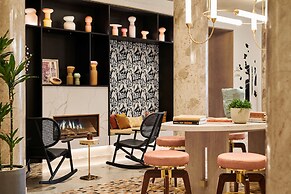 ANDAZ PRAGUE, BY HYATT