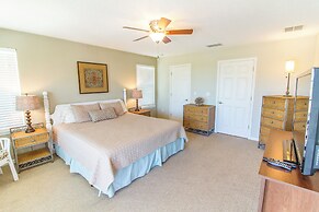 Avery's Ocean Breeze by Distinctive Beach Rentals