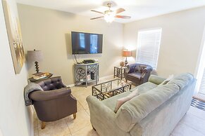 Avery's Ocean Breeze by Distinctive Beach Rentals