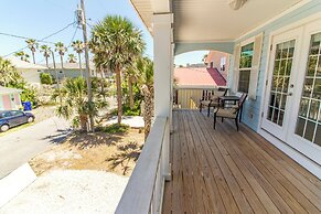 Avery's Ocean Breeze by Distinctive Beach Rentals