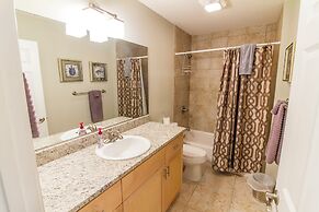 Avery's Ocean Breeze by Distinctive Beach Rentals