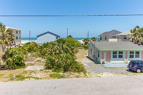 Avery's Ocean Breeze by Distinctive Beach Rentals