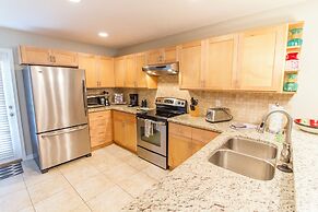Avery's Ocean Breeze by Distinctive Beach Rentals