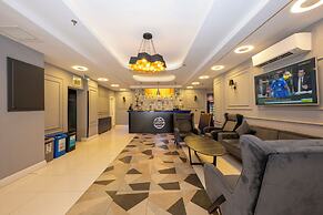 Comfort Suites Hotel