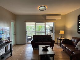 Beach condo with Pool and Ocean View