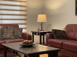 Beach condo with Pool and Ocean View