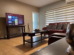 Beach condo with Pool and Ocean View