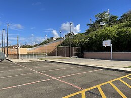 Beach condo with Pool and Ocean View