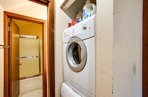 85SW - Fireplace - WiFi - Washer/Dryer - Dishwasher - Sleeps 4