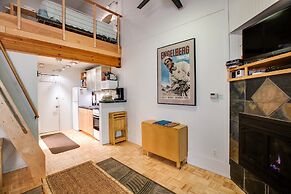 94SLL - Inexpensive - Fireplace - WiFi - Sleeps 4