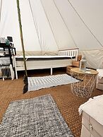 Spacious Bell Tent at Herigerbi Park, Lincolnshire