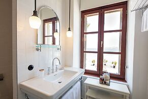 Rasim Palas (Adults Only +12)