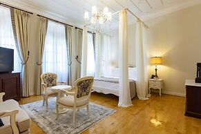 Rasim Palas (Adults Only +12)