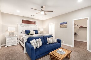 Awesome Chandler Home with Heated Pool! by RedAwning