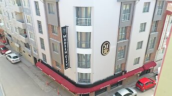 Madeen City Hotel