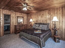 Mechem Dr Apache Village & Cabins by VTrips