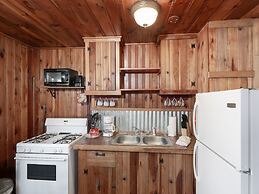 Mechem Dr Apache Village & Cabins by VTrips