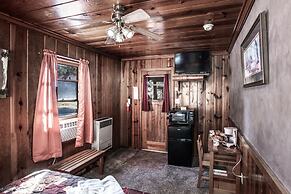 Mechem Dr Apache Village & Cabins by VTrips