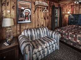 Mechem Dr Apache Village & Cabins by VTrips