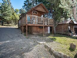 Mechem Dr Apache Village & Cabins by VTrips