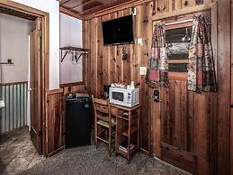 Mechem Dr Apache Village & Cabins by VTrips