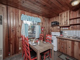 Mechem Dr Apache Village & Cabins by VTrips