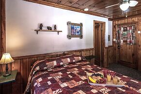 Mechem Dr Apache Village & Cabins by VTrips