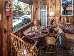 Mechem Dr Apache Village & Cabins by VTrips